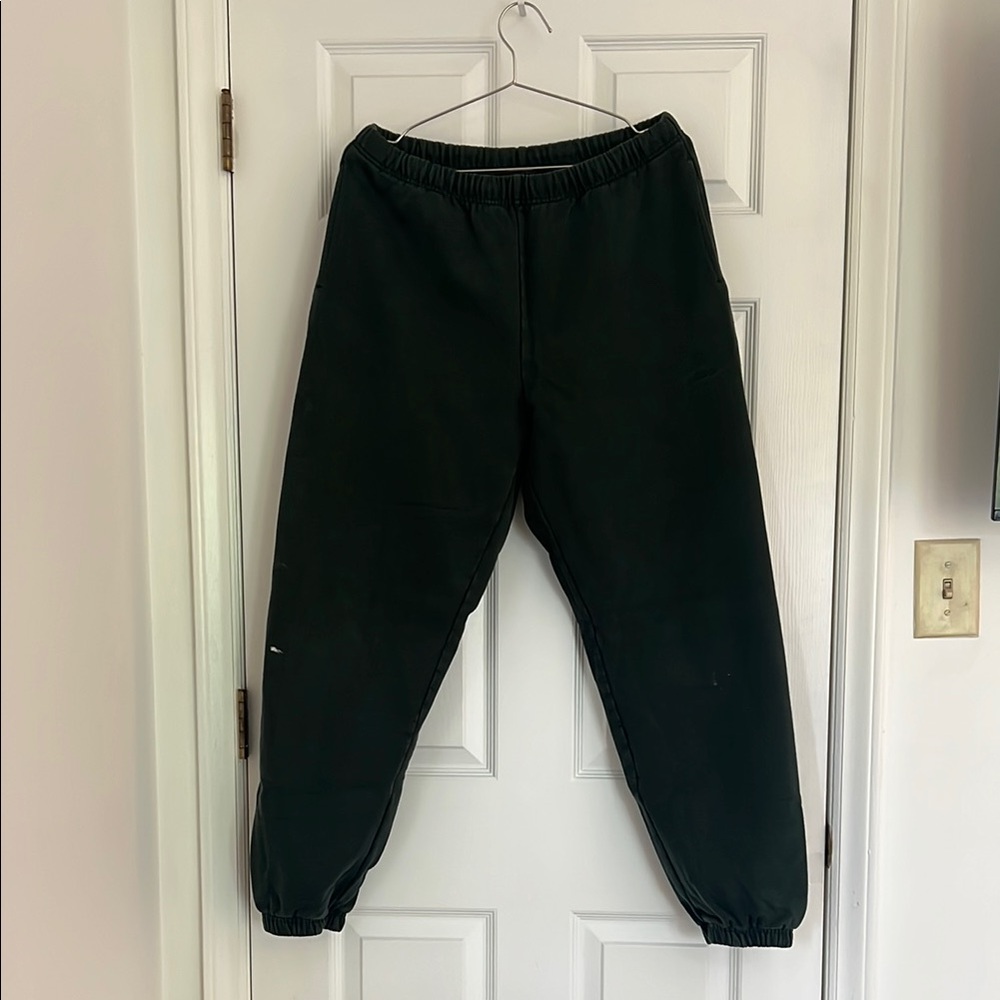 Aritzia TNA Geeen ExtraAF Fleece Sweats